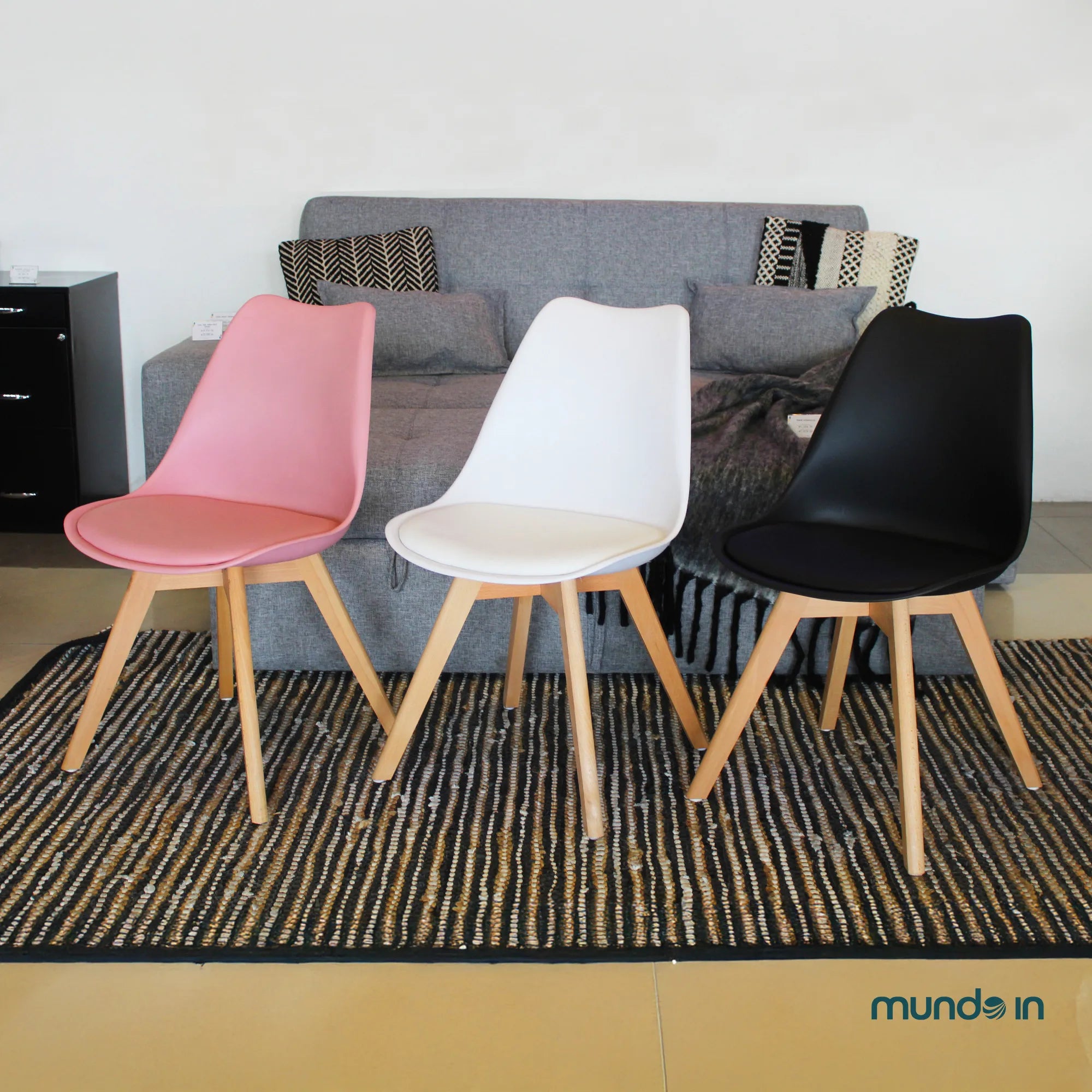 Set de 4 Sillas Eames Frankfurt | Sillas acojinadas