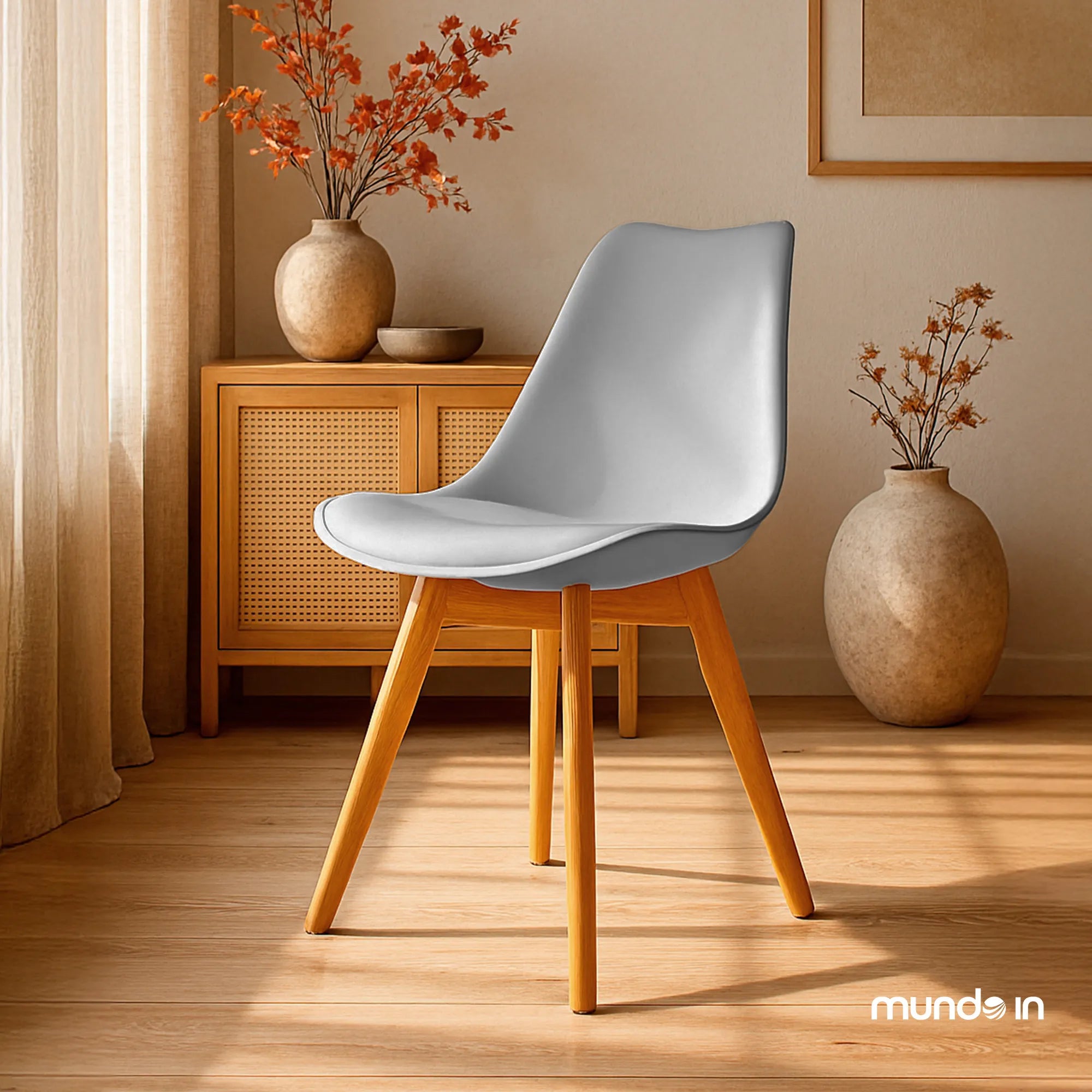 Silla Frankfurt acojinada | Silla Eames para comedor