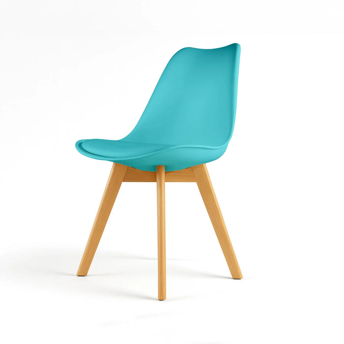 Silla Frankfurt acojinada blanca con cojín tipo vinipiel y patas de madera natural