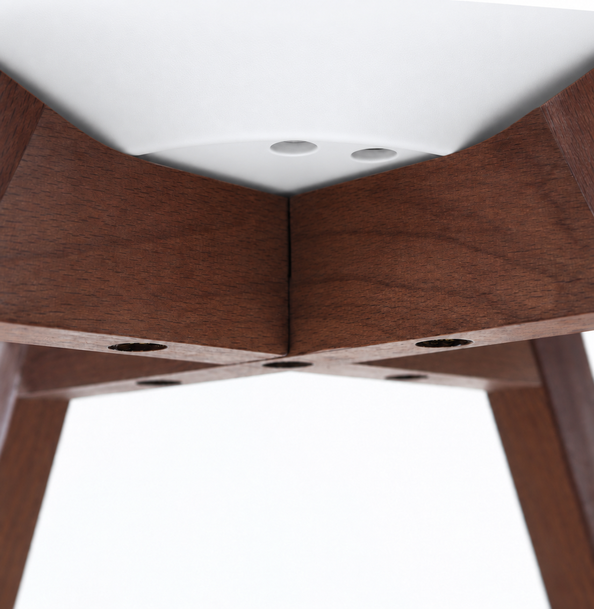 Silla Frankfurt acojinada  para comedor Nogal