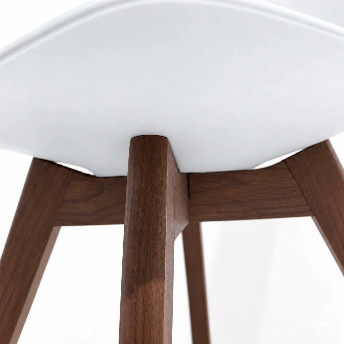 Silla Frankfurt acojinada  para comedor Nogal