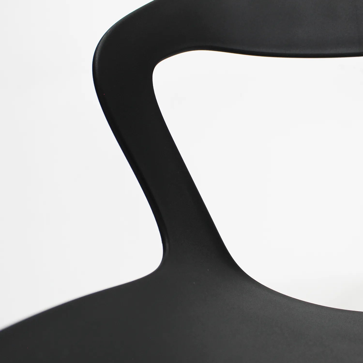 Comedor Mesa Oslo 80 Negro + 4 Sillas Moura