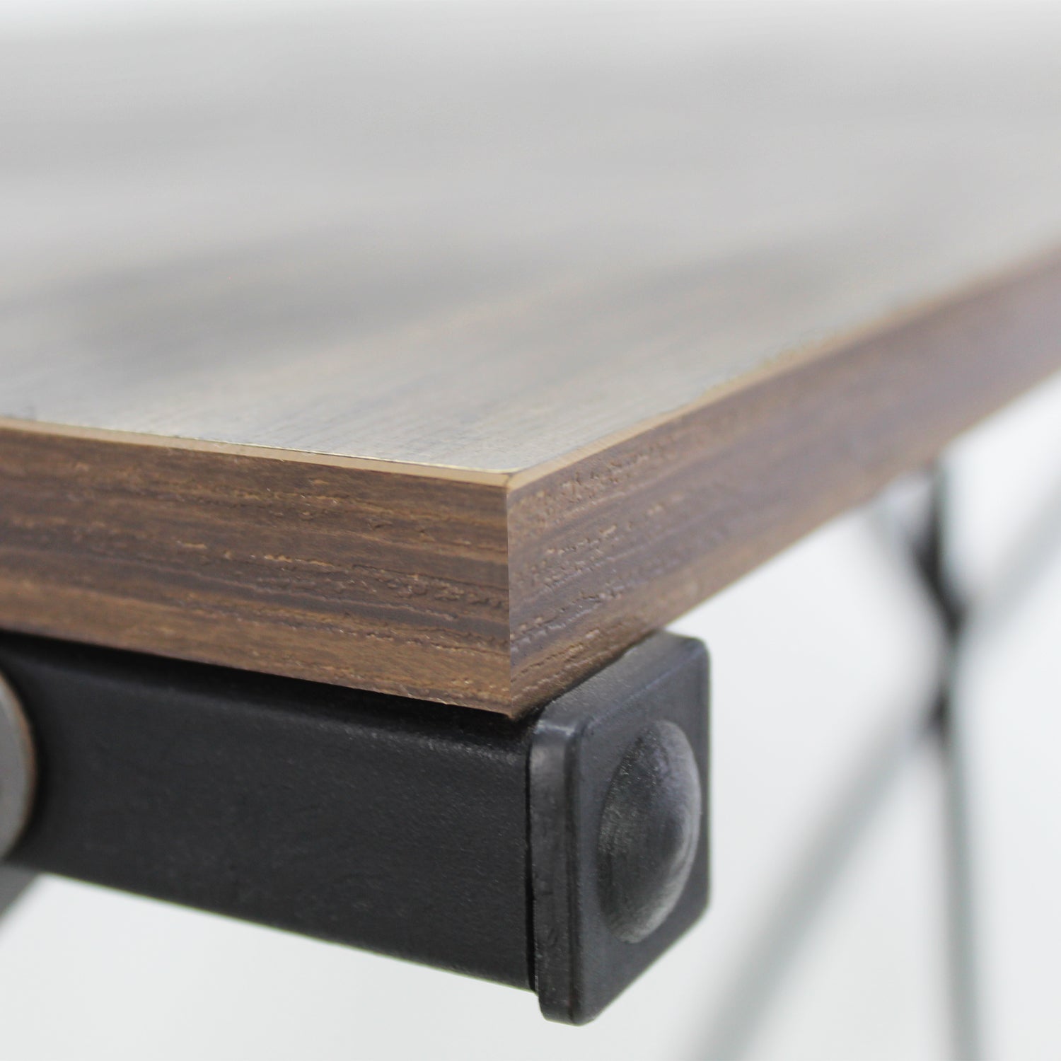 Escritorio Georgia - MUNDO IN