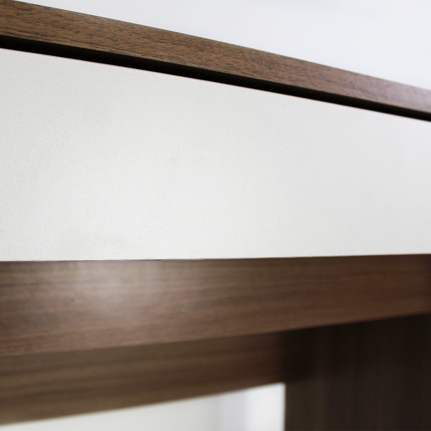 Escritorio  Lindoia - MUNDO IN