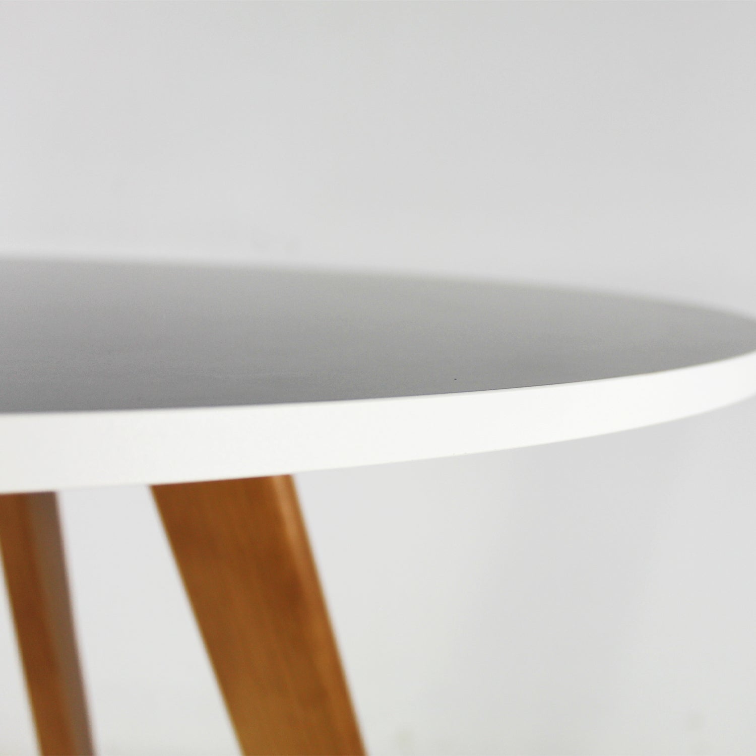 Mesa Frankfurt Circular 80 - MUNDO IN