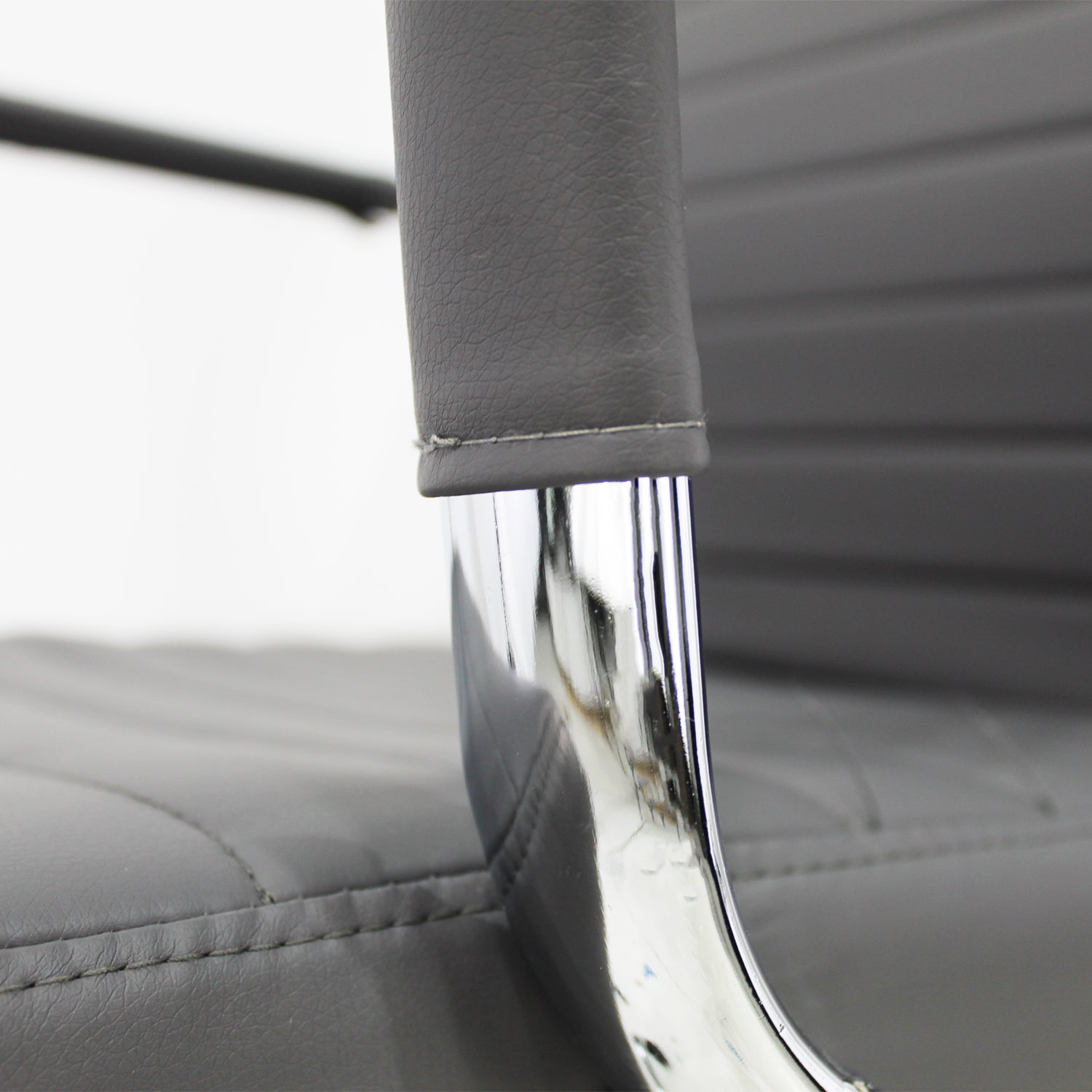 Silla Ejecutiva A05 Premium - MUNDO IN